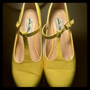 Mary Jane Chrissie Block Heel